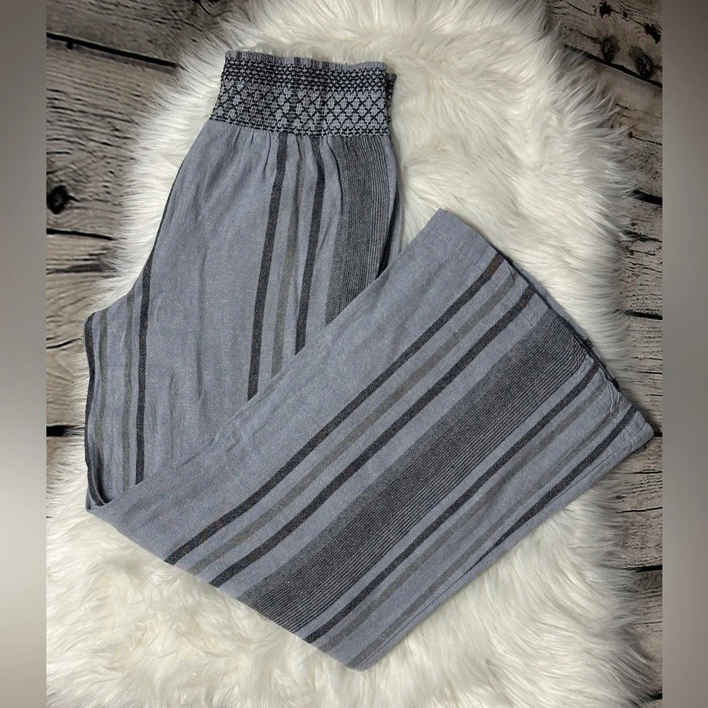 Gray Striped Wide Leg Pants - Picture 1 of 8